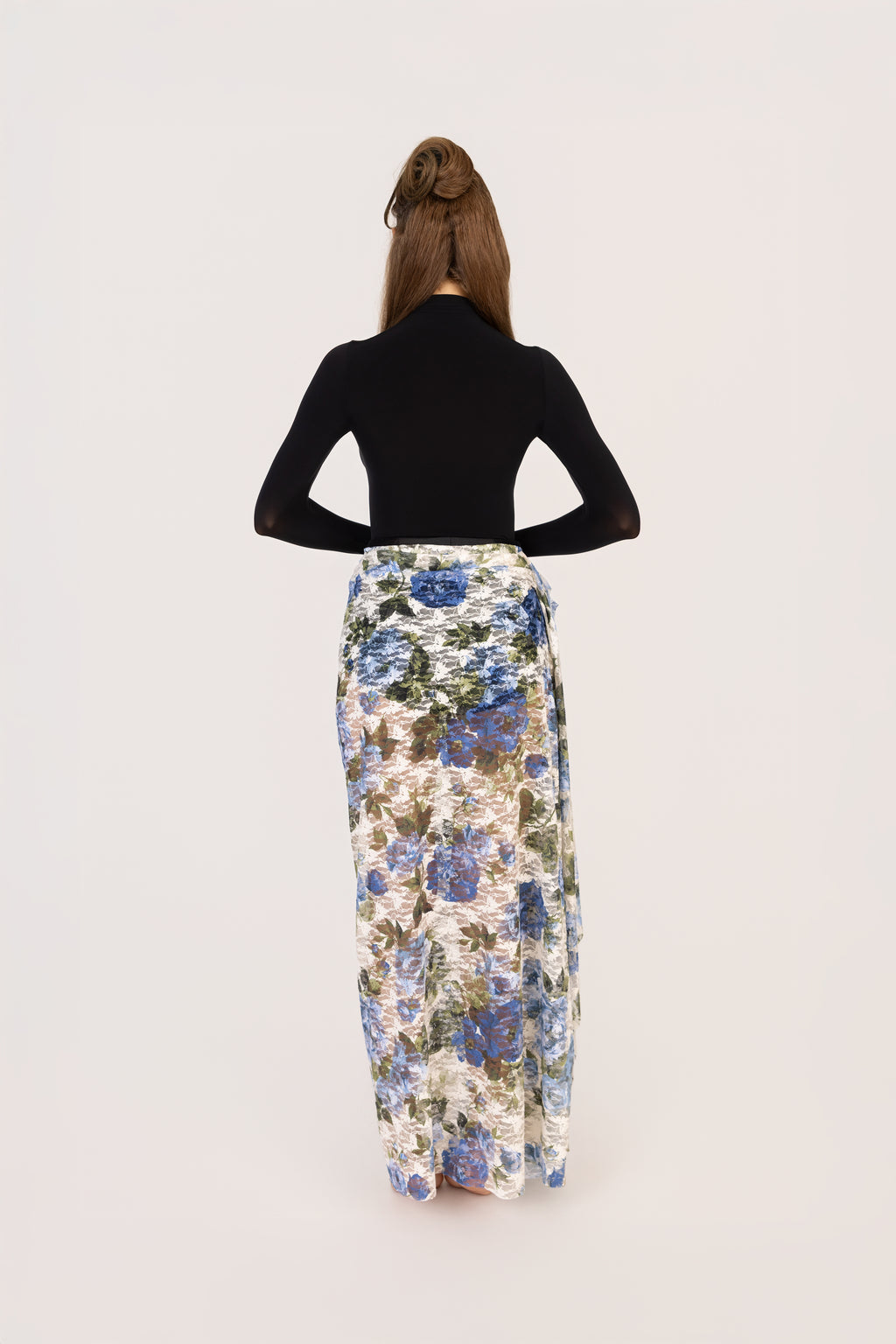 A002 ARCHIVES UNIQUE PIECES