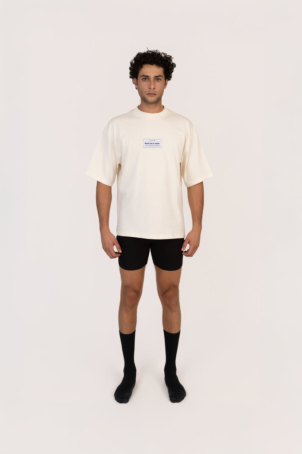 T001 OVERSIZED T-SHIRT